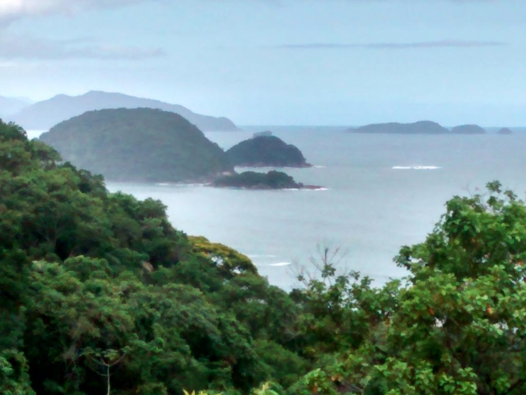 Ubatuba Surf Suites Eksteriør billede